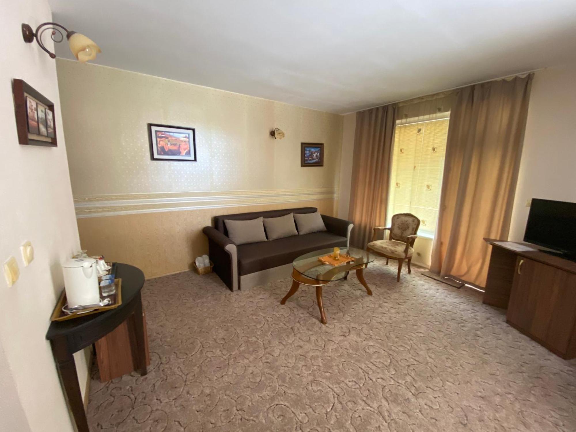 Art Guest House Orchidea Поморие Экстерьер фото