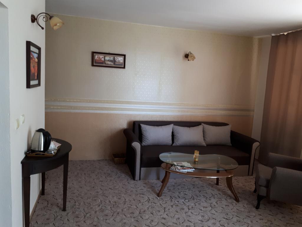 Art Guest House Orchidea Поморие Экстерьер фото